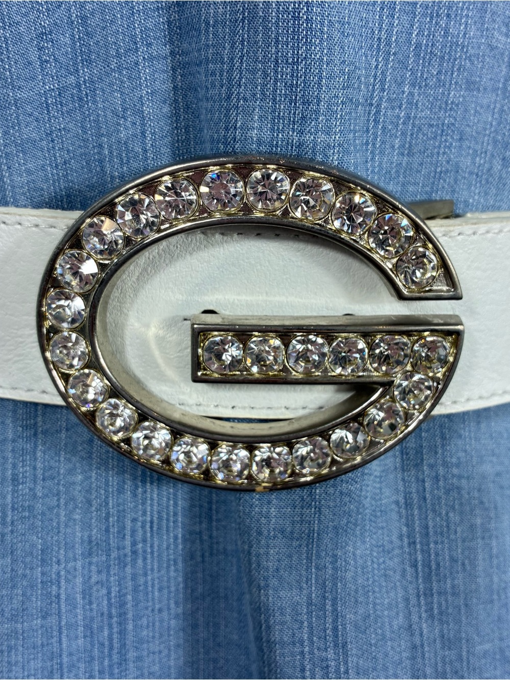 GUESS Womens belt Sz S genuine leather white rhinestones bling Y2K